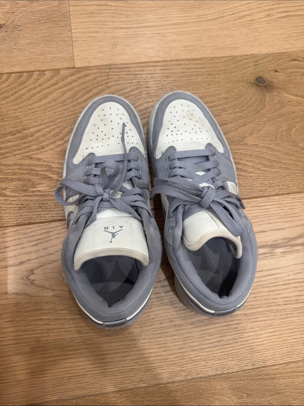 Nike Jordon Women's Low-Top Sneakers in Gray and White